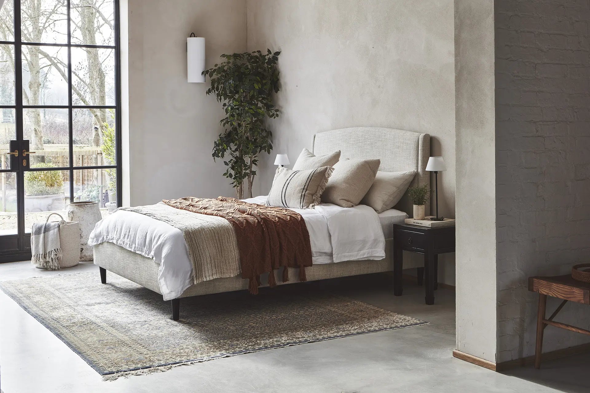 Sandhurst Bed Range