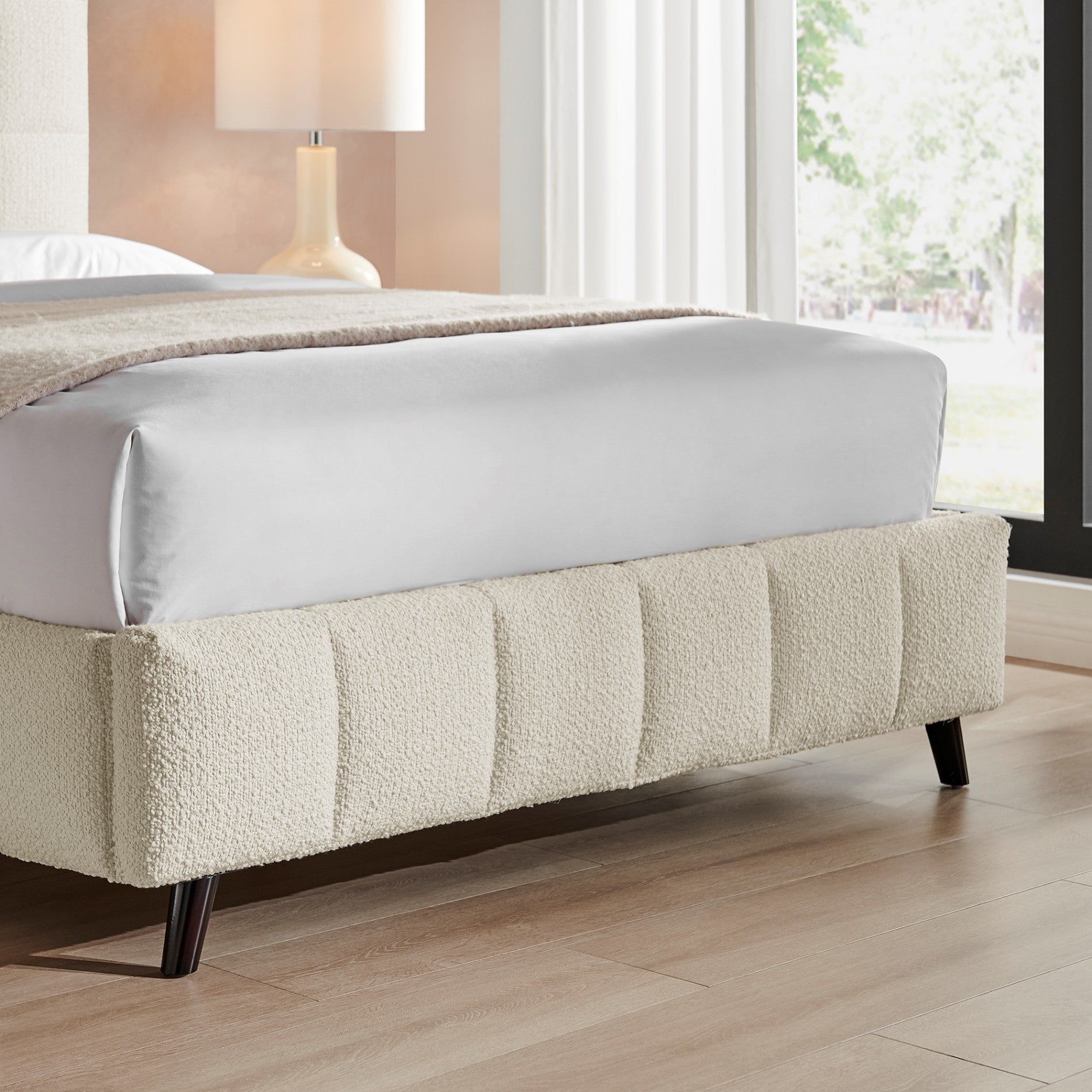 Strasbourg Square Ivory Boucle